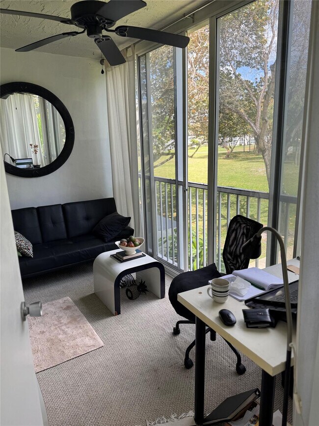 Building Photo - 3000 S Course Dr