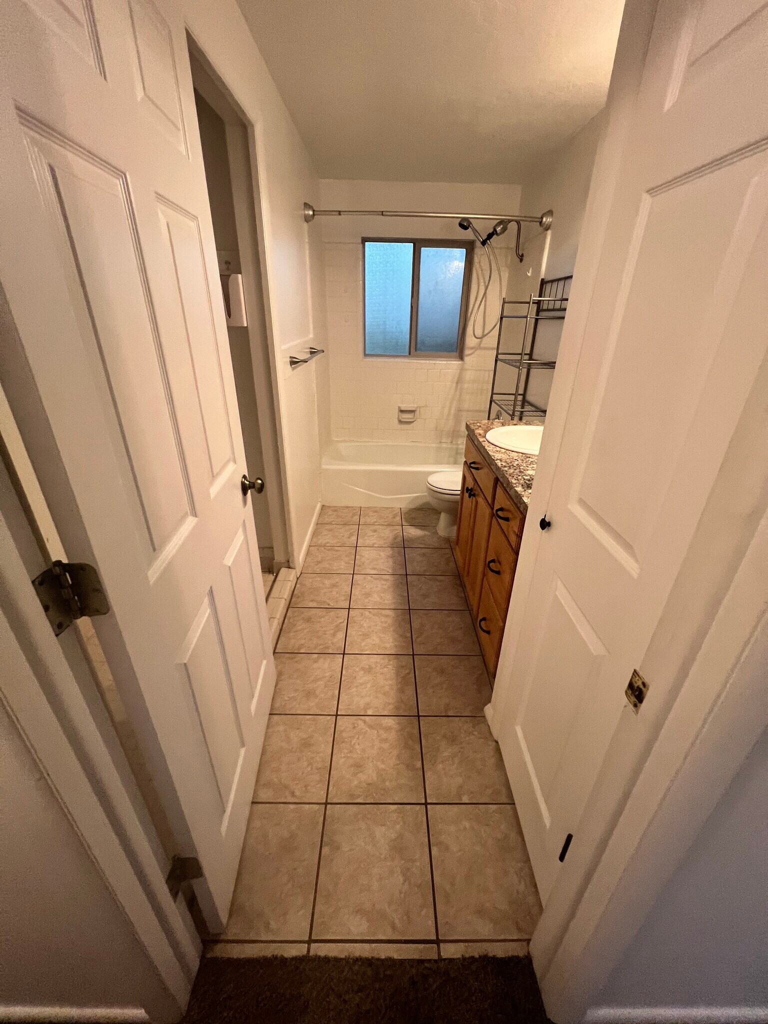 Building Photo - 689 E 2300 N