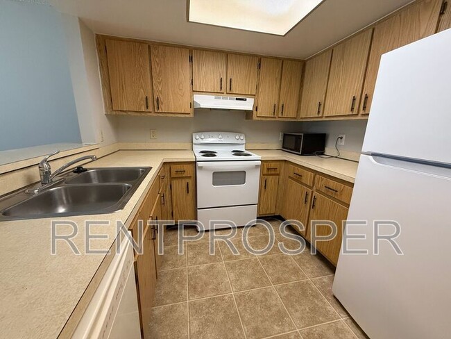 Building Photo - 1069 Ellen Ct