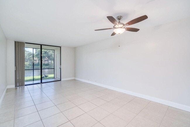 Building Photo - 1238 S Military Trail