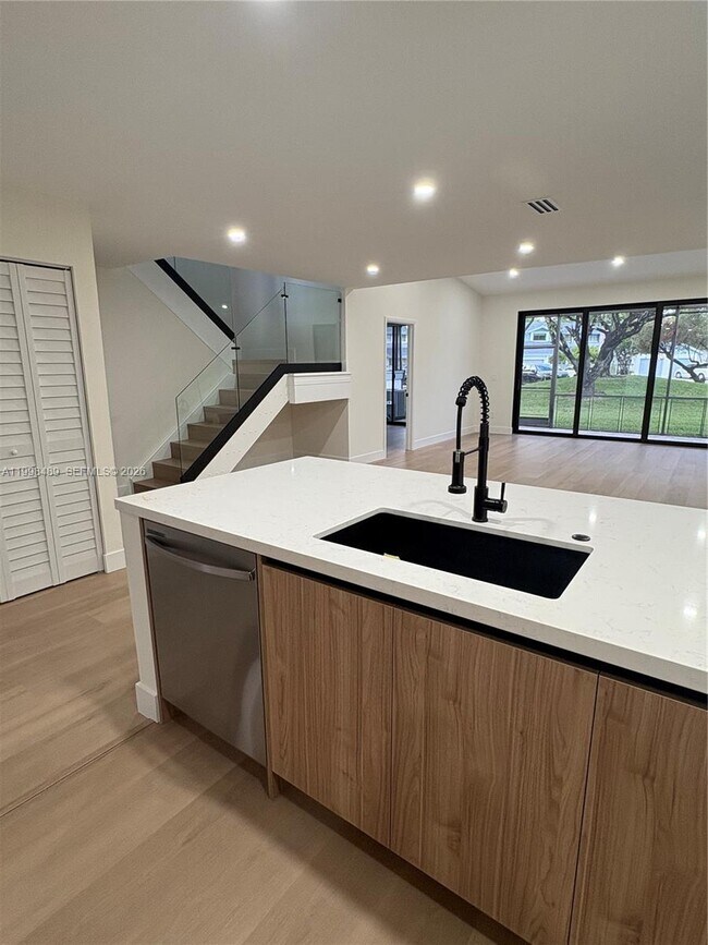 Building Photo - 9881 NW 52nd Terrace