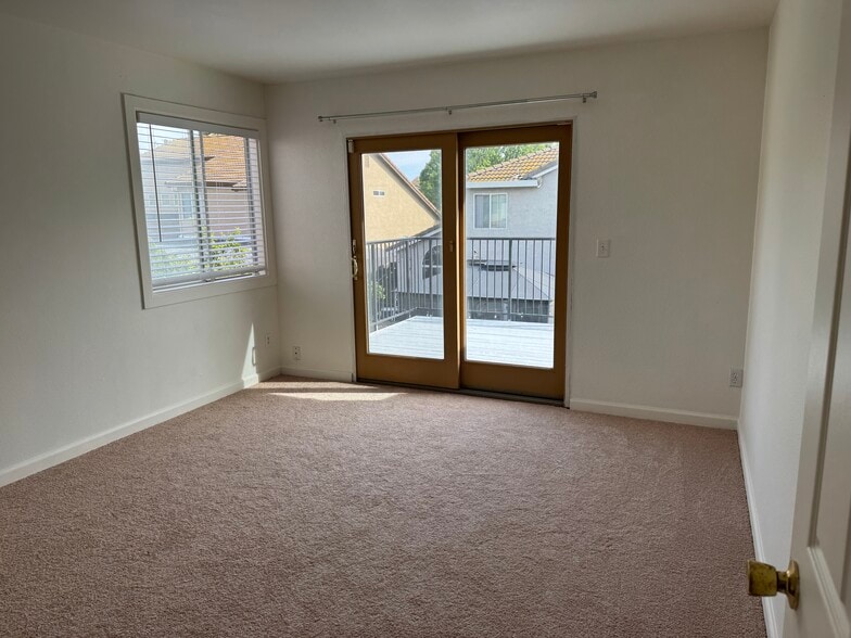 Building Photo - 1742 Henry Long Blvd