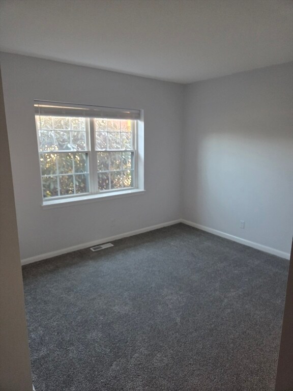 Building Photo - 190 Lake Shore Rd