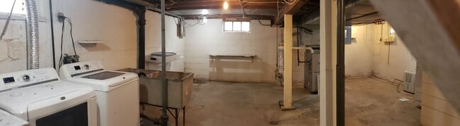 Building Photo - 3 bed 1 bath