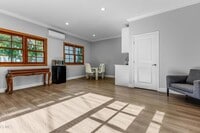 Building Photo - 1115 S Wilton Pl