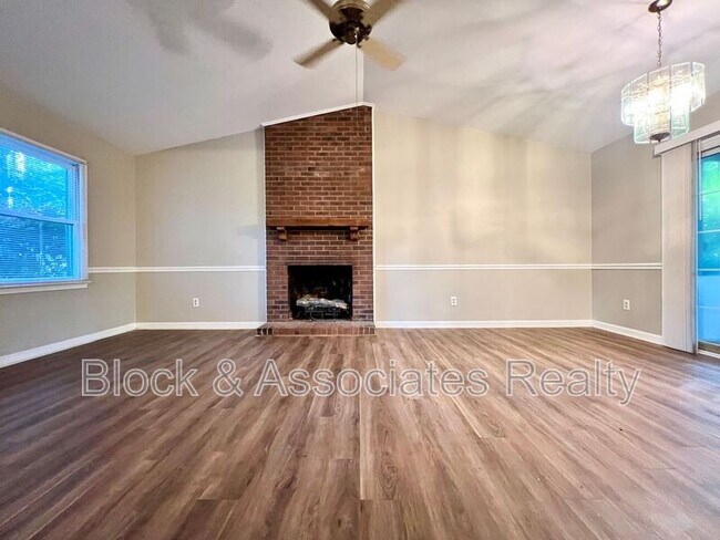 Building Photo - 5309 Bent Tree Ct