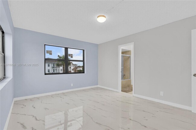 Building Photo - 9355 SW 8th St