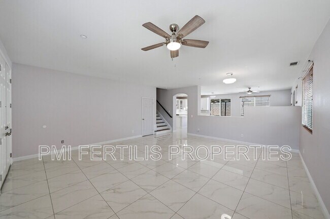 Building Photo - 7167 Elsa Ct