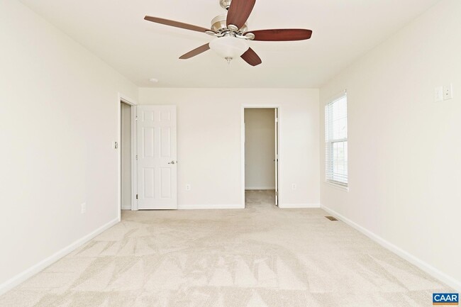 Building Photo - 96 Holly Hill Dr