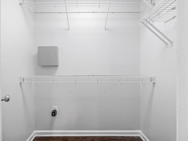 Building Photo - Charming 3BR 2-1/2 Bath in Spartanburg – Spacious Layout, NO APPLICATION FEE if APPROVED