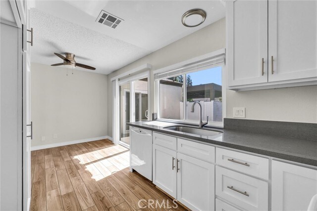 Building Photo - 36156 Senna Cir