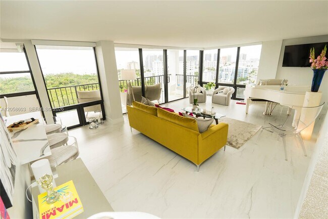 Building Photo - 936 Intracoastal Dr