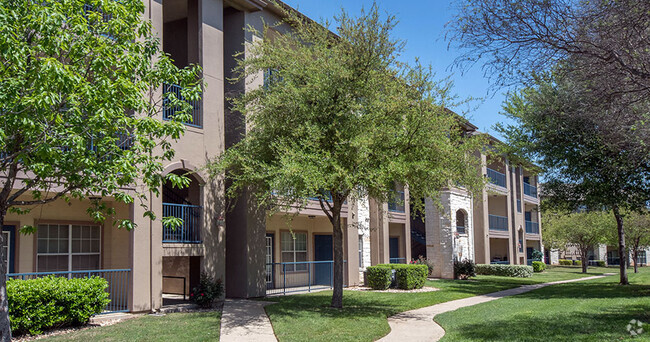 Building Photo - Arboleda Apartment Homes