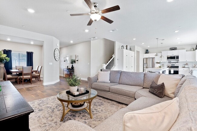 Building Photo - Clovis Eastside Home, 4BR/3.5BA, Built 201...