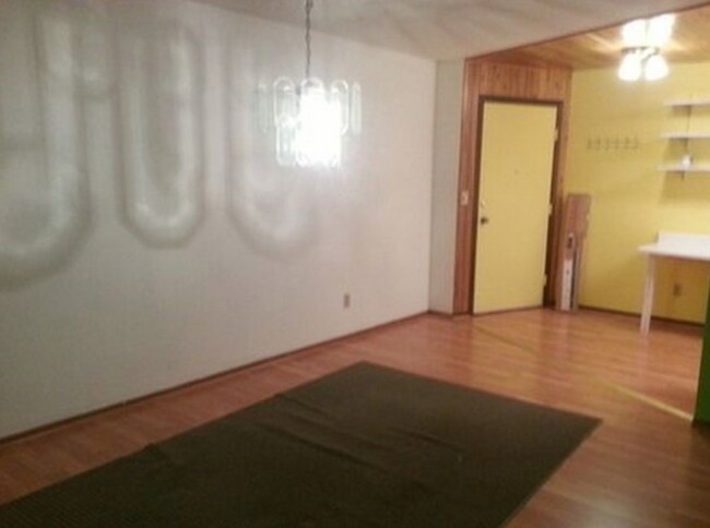 Building Photo - 175 county road b2 E