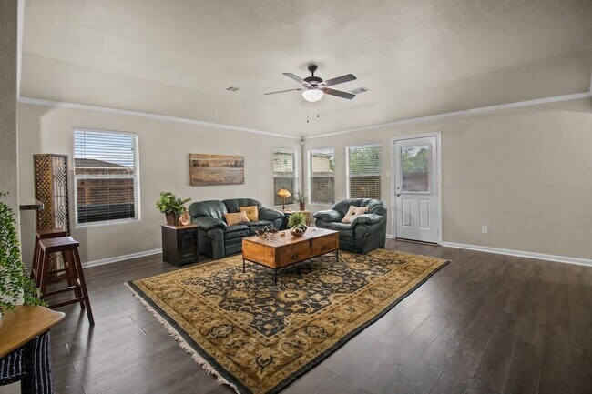 Building Photo - 301 Turquoise Trade Dr