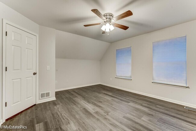 Building Photo - 41101 Maplewood Drive