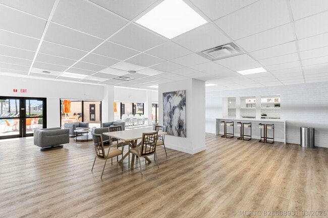 Building Photo - 3800 Galt Ocean Dr