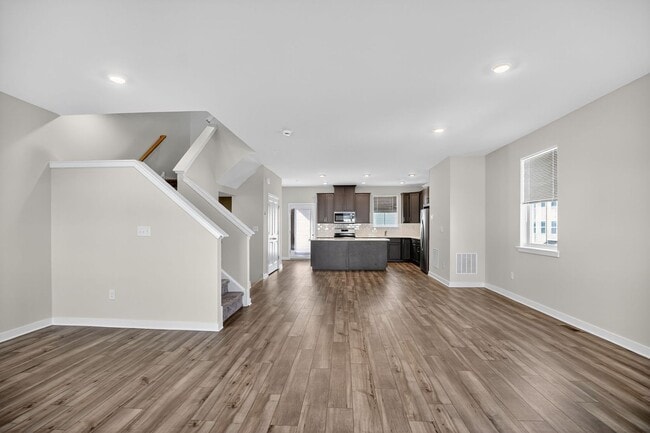 Building Photo - Beautiful 3 Bedroom, 2.5 Bath Bridgeport T...