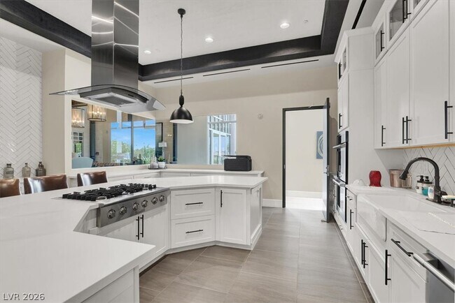 Building Photo - 246 Tallis Hills Ave