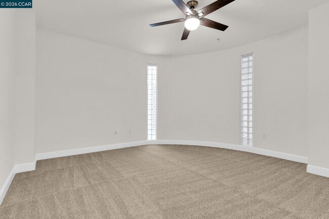 Building Photo - 1310 Creekside Dr