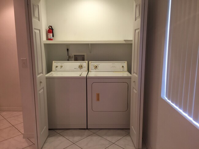 Building Photo - 2025 Curryville Rd