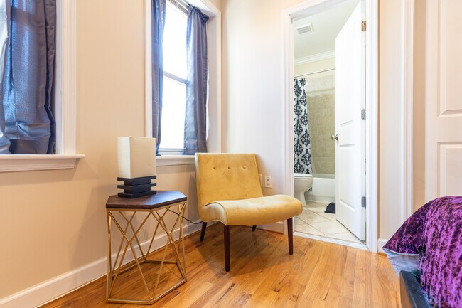 Building Photo - 430 Irving St NW