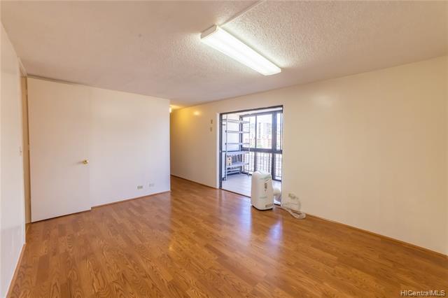 Building Photo - 1415 Liholiho St