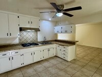 Building Photo - 24832 Walnut St