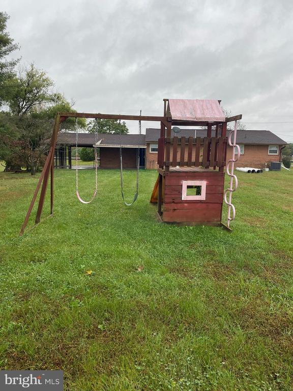 Building Photo - 871 Fairfax Pike