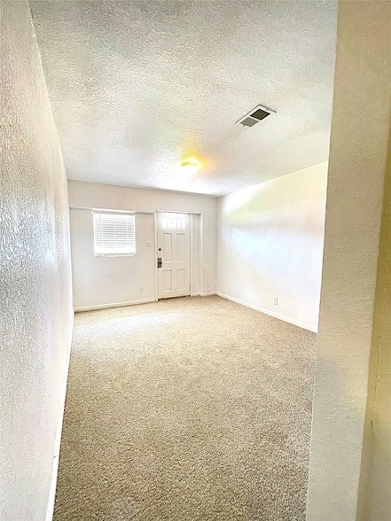 Building Photo - 316 Rabbit Trail