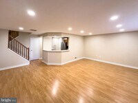 Building Photo - 806 Wharton Rd