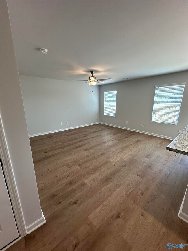 Building Photo - 4121 Hudson Ct SW