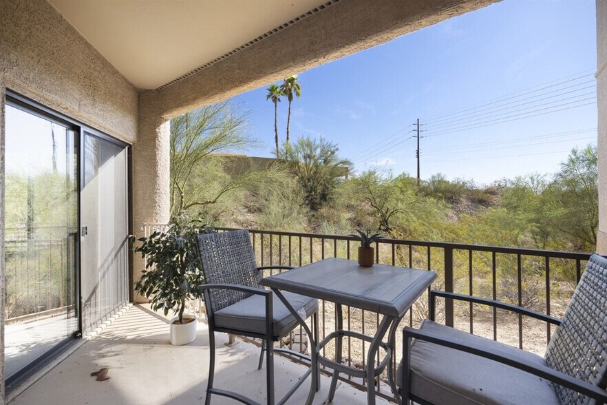 Building Photo - 10401 N Saguaro Blvd