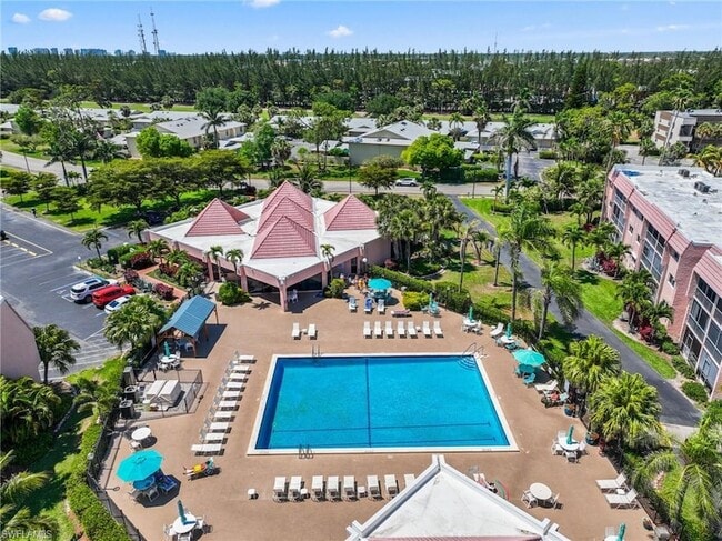 Building Photo - 200 Forest Lakes Blvd