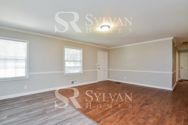 Building Photo - At Last, This Is What You Have Been Searching For!