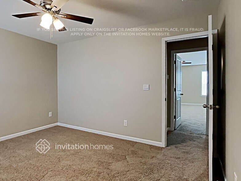 Building Photo - 1346 Kent Downs Ave SW