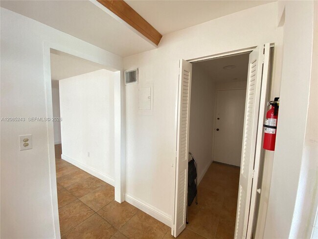 Building Photo - 5825 Collins Ave
