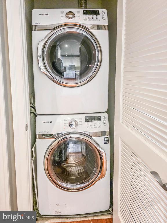 Building Photo - 1023 N Royal St