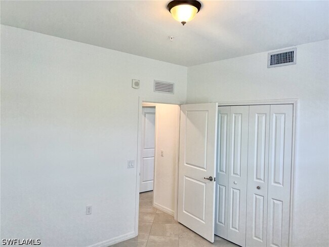 Building Photo - 5651 Double Eagle Cir