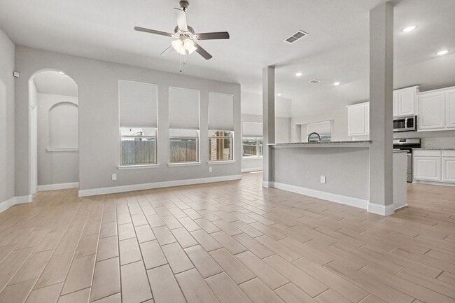 Building Photo - 312 Eagle Ridge Rd