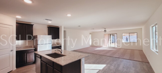 Building Photo - 1543 E Inouye Dr