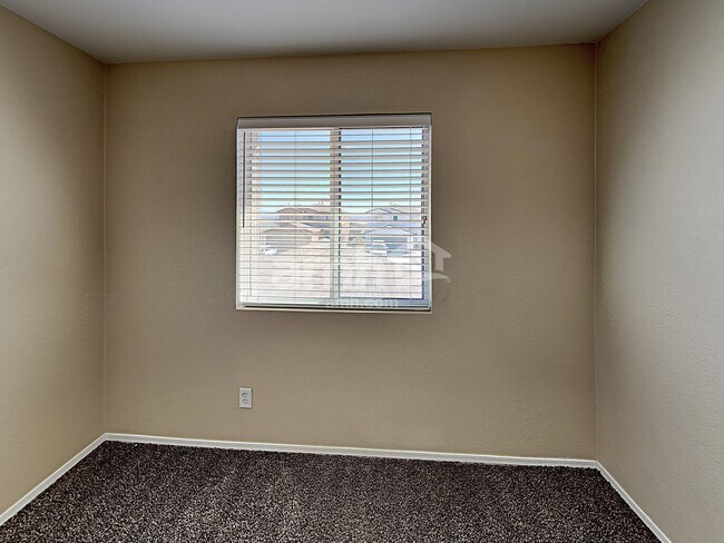 Building Photo - 18732 S Avenida Rio Veloz