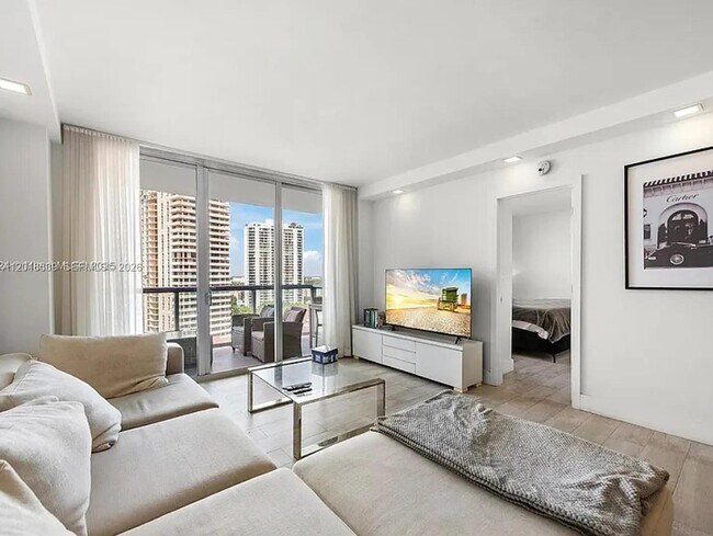 Building Photo - 19390 Collins Ave