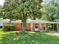 Building Photo - Southern Terrace - Just around the corner from Airline and Shed Road