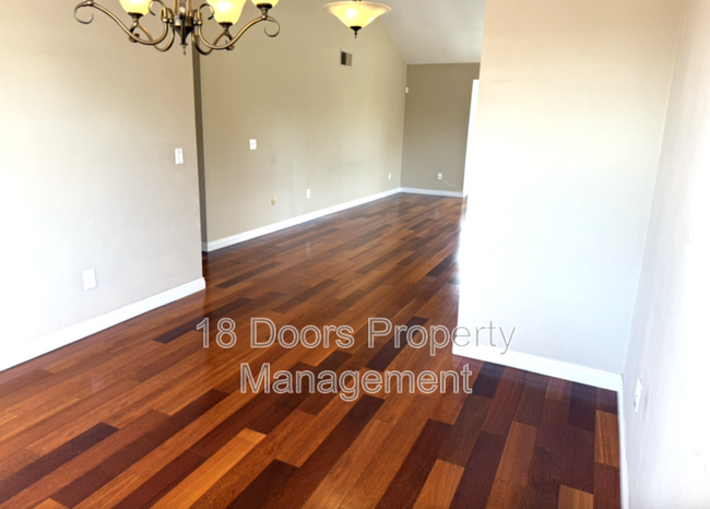 Building Photo - 846 Blackwood Rd