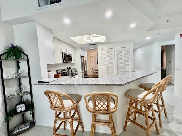 Building Photo - 3020 Matecumbe Key Rd