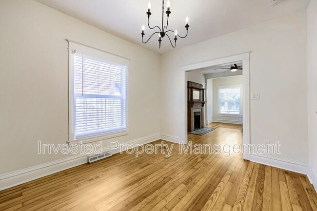 Building Photo - 3007 N Hooker St