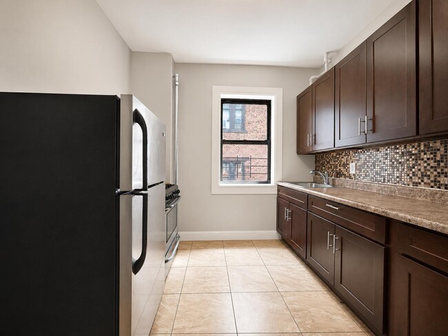 Floorplan - 141 Nagle Avenue