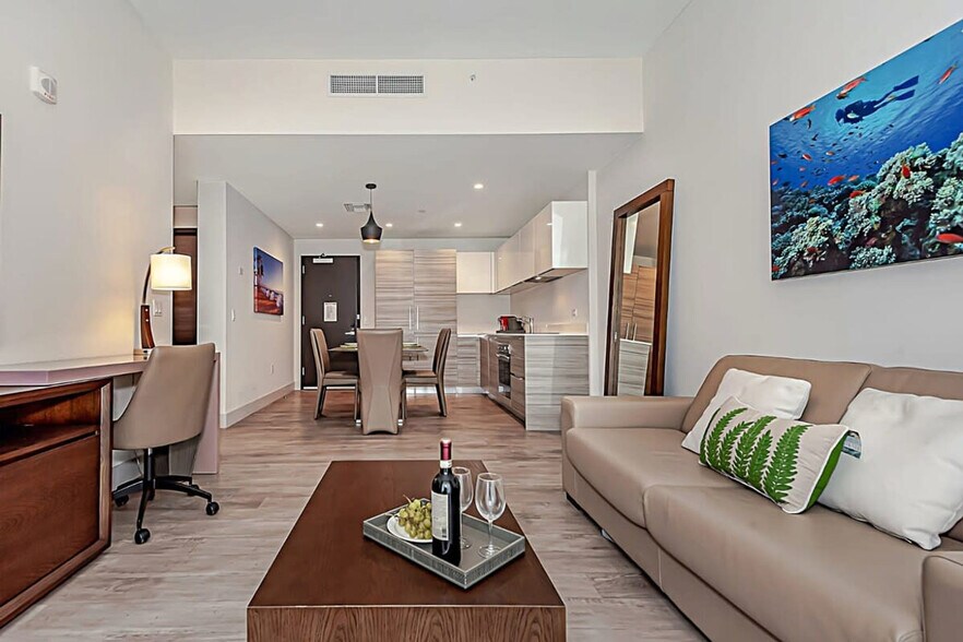 Primary Photo - 777 N Ocean Dr